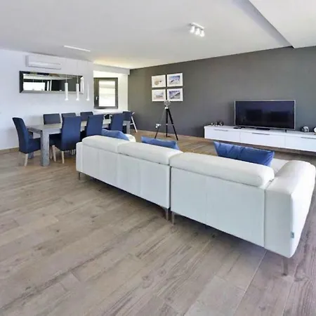 Bay Zrnovska Banja - Cin101018-eya Apartment